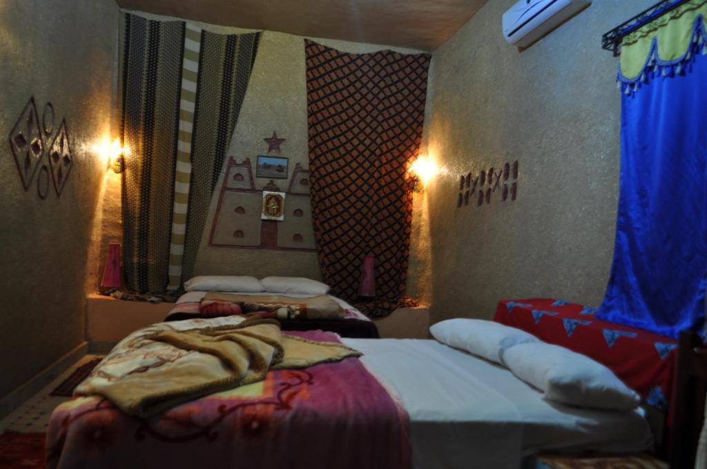 Riad Aicha & Camel Trekking Merzouga Quarto foto
